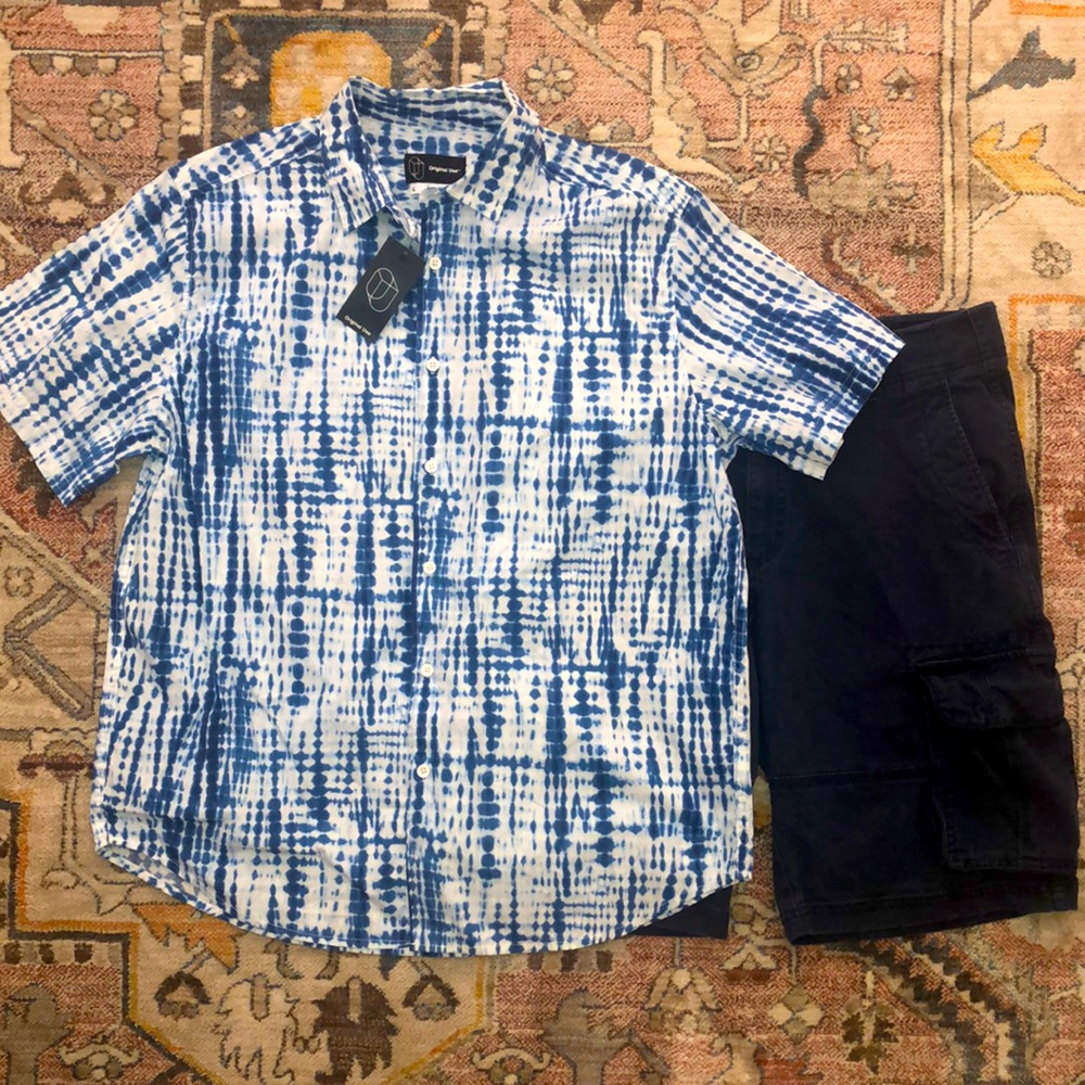 Mens New ORIGINAL USE Button Up Shirt size Large